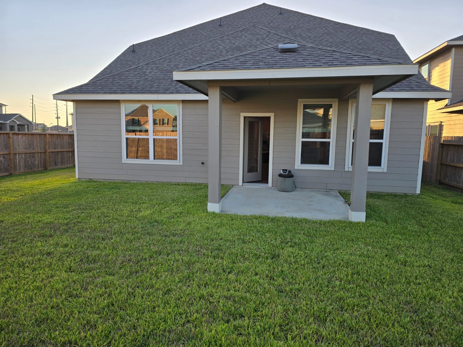 6923 Lebec Drive Rosharon, TX 77583 - Photo 8 of 28