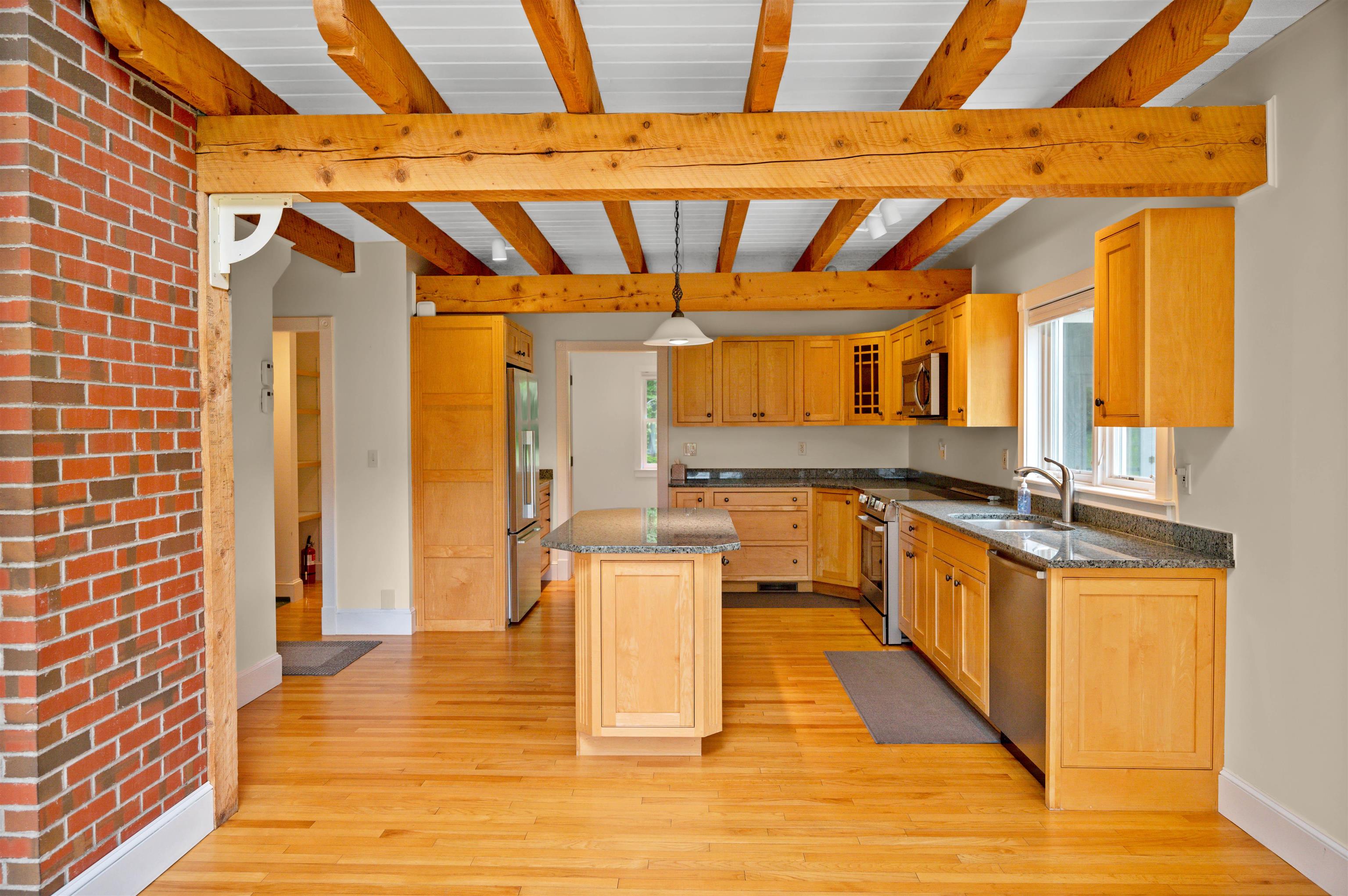 1819 Stone Road Williamstown, VT 05679 - Photo 4 of 38
