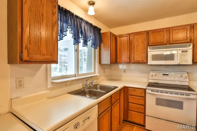 $449,500 | 2922 Diekamp Farm Trail, St. Charles, MO 63303