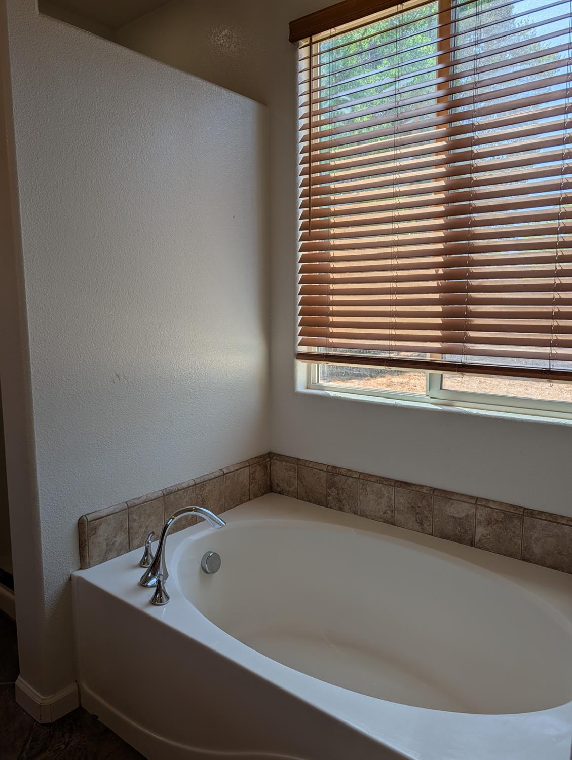 645 Sierra Avenue Reedley, CA 93654 - Photo 16 of 20