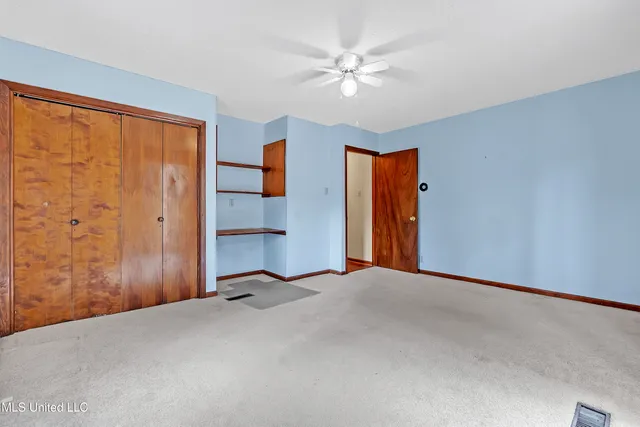 $319,000 | 8500 Lakeshore Drive, Walls, MS 38680