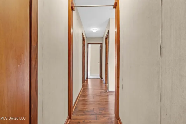 $319,000 | 8500 Lakeshore Drive, Walls, MS 38680