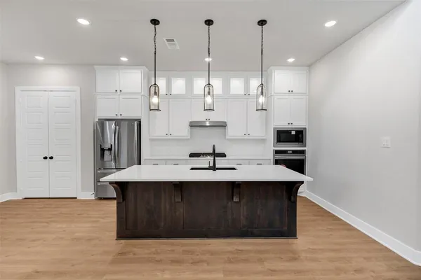 $3,150 | 2153 Sandlin Drive, Fort Worth, TX 76008