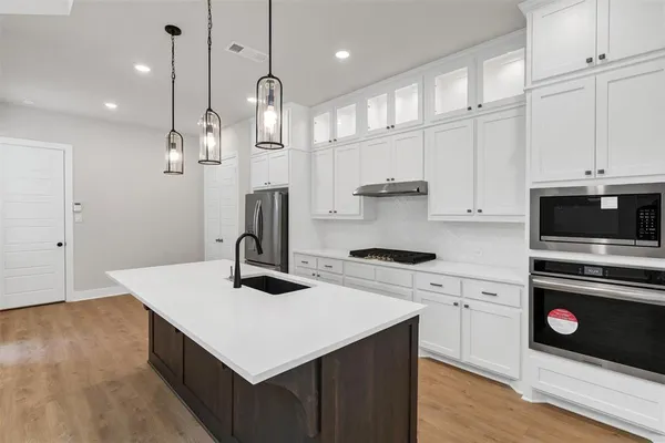 $3,150 | 2153 Sandlin Drive, Fort Worth, TX 76008