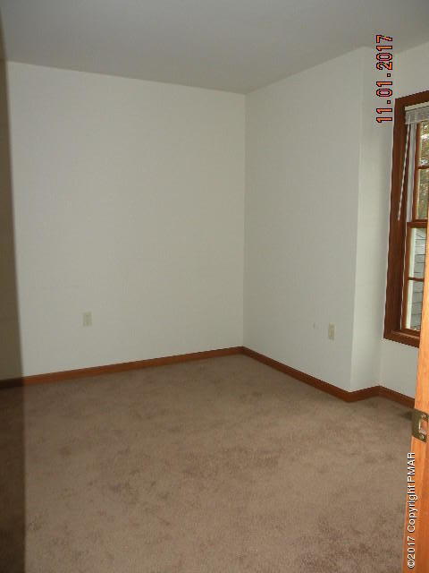 134 Cardinal Road Cresco, PA 18326 - Photo 14 of 17 DSCN2258