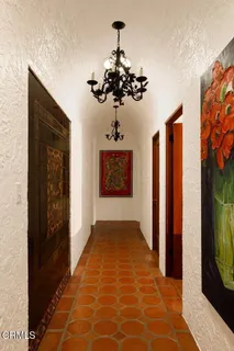 $3,580,000 | 201 La Vereda Road, Pasadena, CA 91105