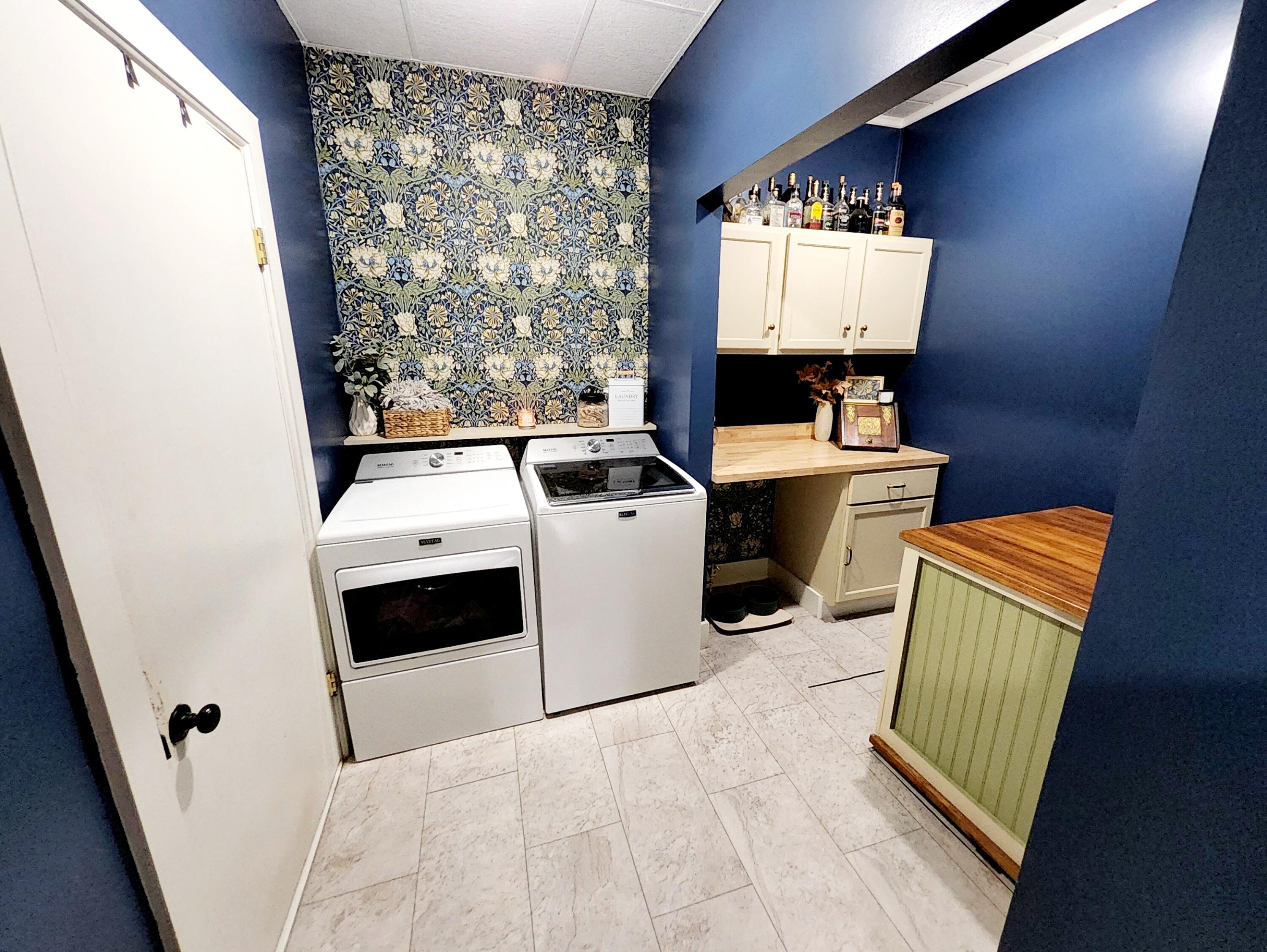 703 West Spring Street St. Marys, OH 45885 - Photo 11 of 47 20240930_143537