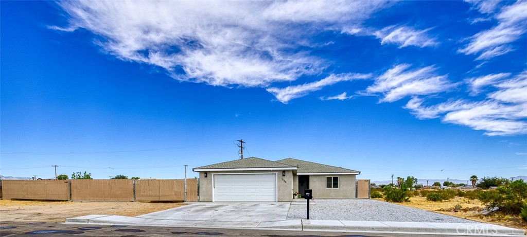 1136 West Vulcan Avenue Ridgecrest, CA 93555 - Photo 3 of 29 Gallery Image 3