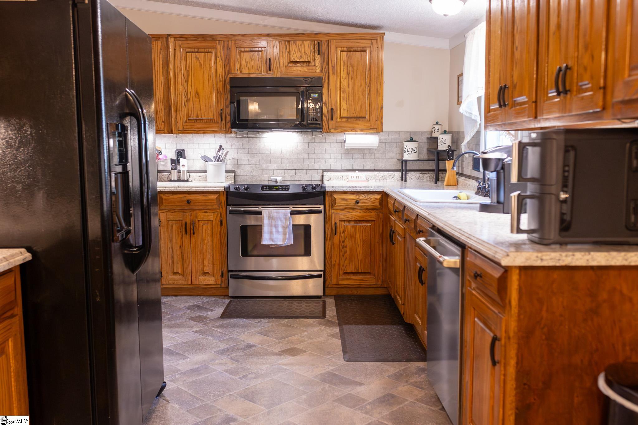 2632 Broadway Lake Road Anderson, SC 29621 - Photo 7 of 7