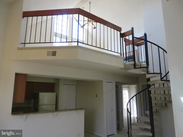 $2,295 | 6008 C Curtier Drive, Alexandria, VA 22310