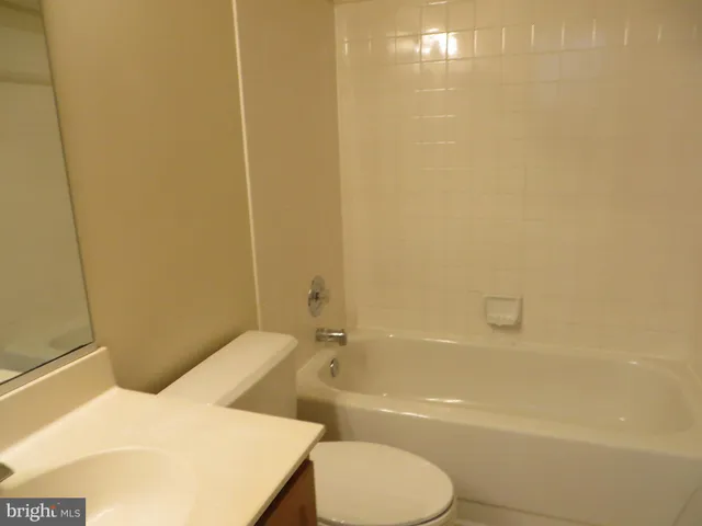 $2,295 | 6008 C Curtier Drive, Alexandria, VA 22310