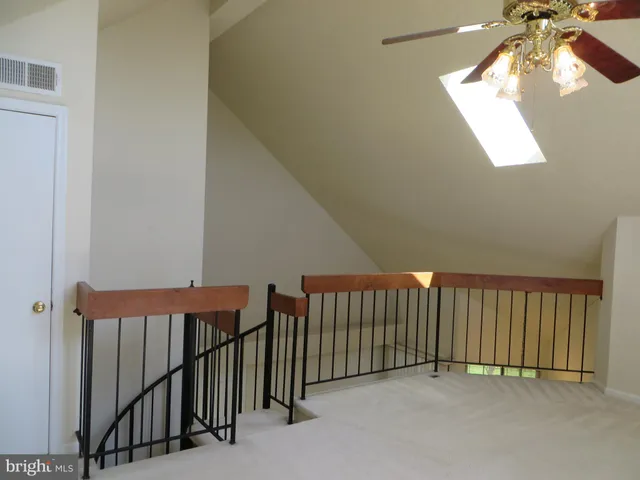 $2,295 | 6008 C Curtier Drive, Alexandria, VA 22310