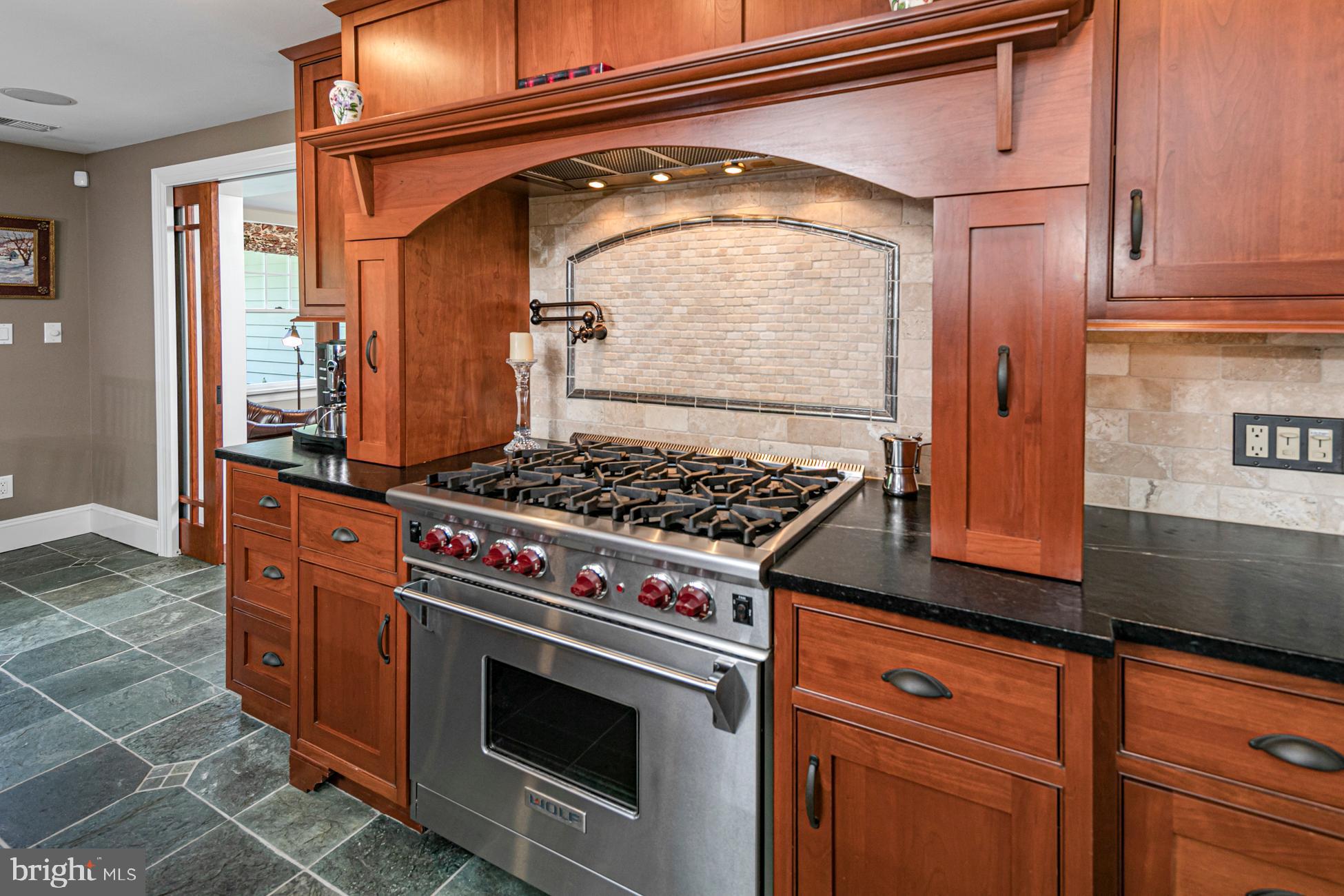 268 Edgerstoune Road Princeton, NJ 08540 - Photo 14 of 35 Gallery Image 14