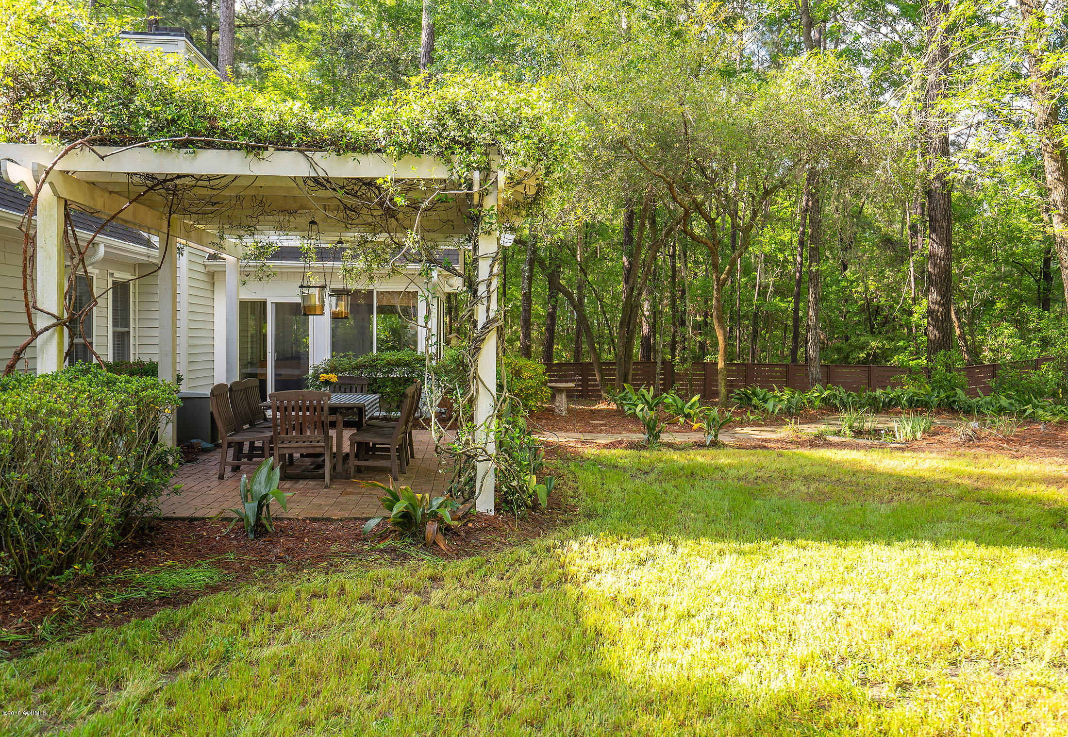 109 Middle Road Beaufort, SC 29907 - Photo 10 of 48 DSC00742-1