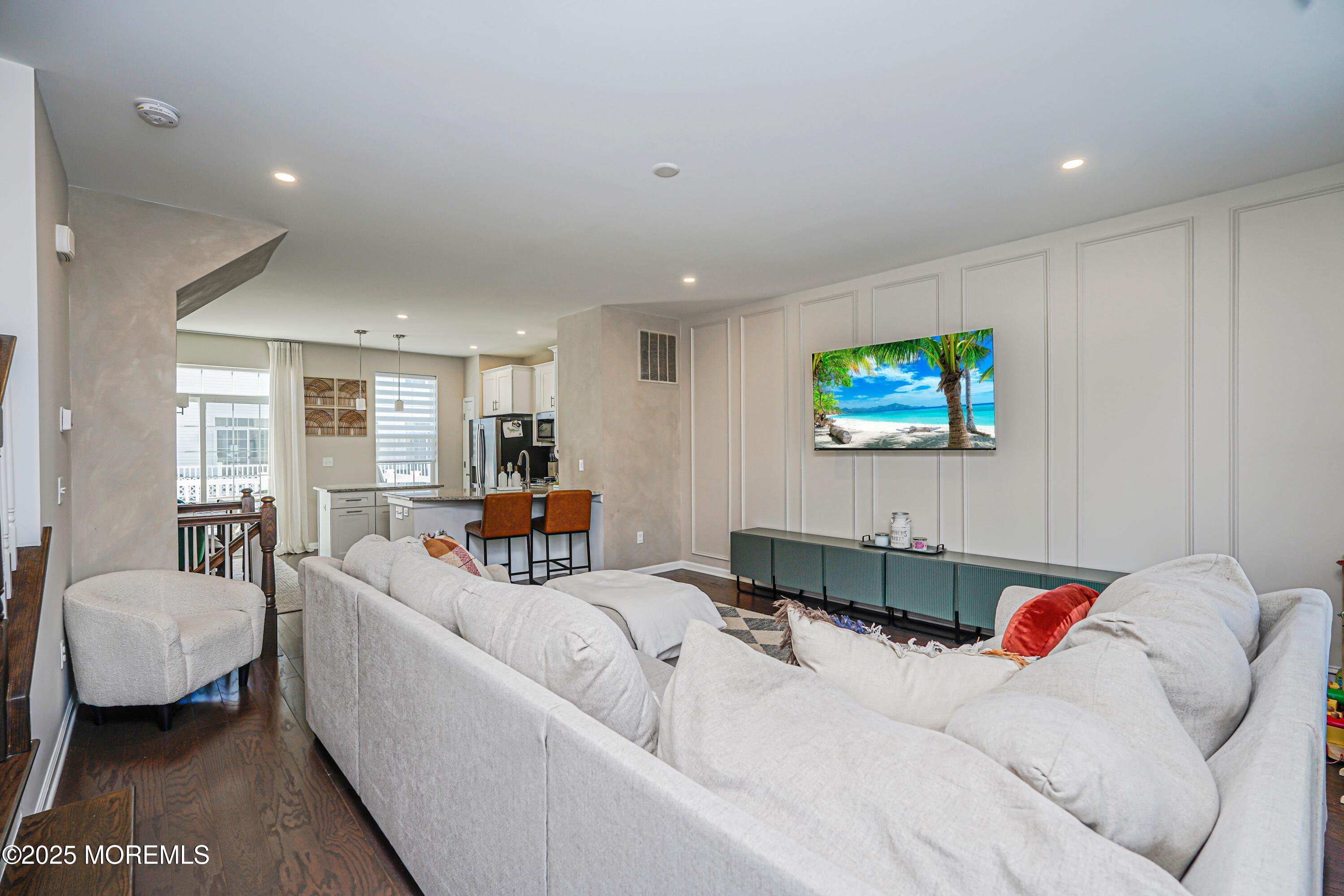 211 Revival Road Brick, NJ 08723 - Photo 12 of 30 aGr5OBtr