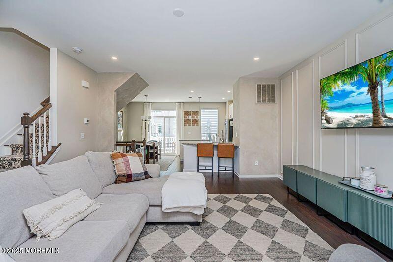 211 Revival Road Brick, NJ 08723 - Photo 10 of 30 yQOeJcAg