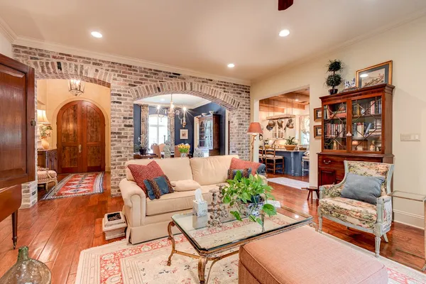 $459,900 | 109 Grove Place, Summit, MS 39666