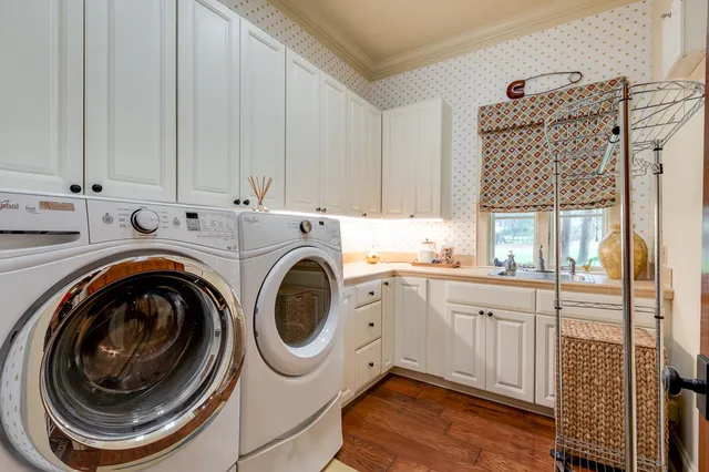 $475,000 | 109 Grove Place, Summit, MS 39666