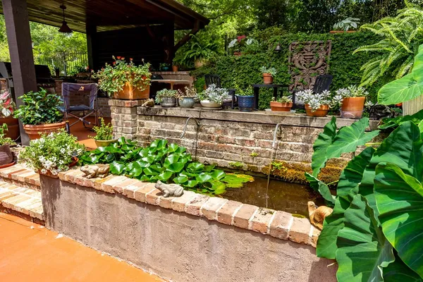 $459,900 | 109 Grove Place, Summit, MS 39666