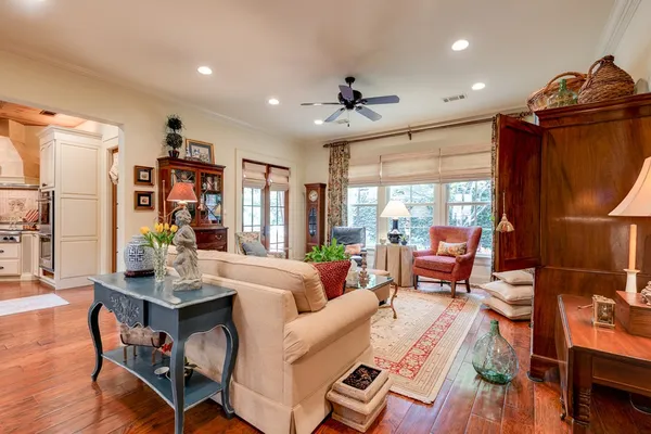 $459,900 | 109 Grove Place, Summit, MS 39666