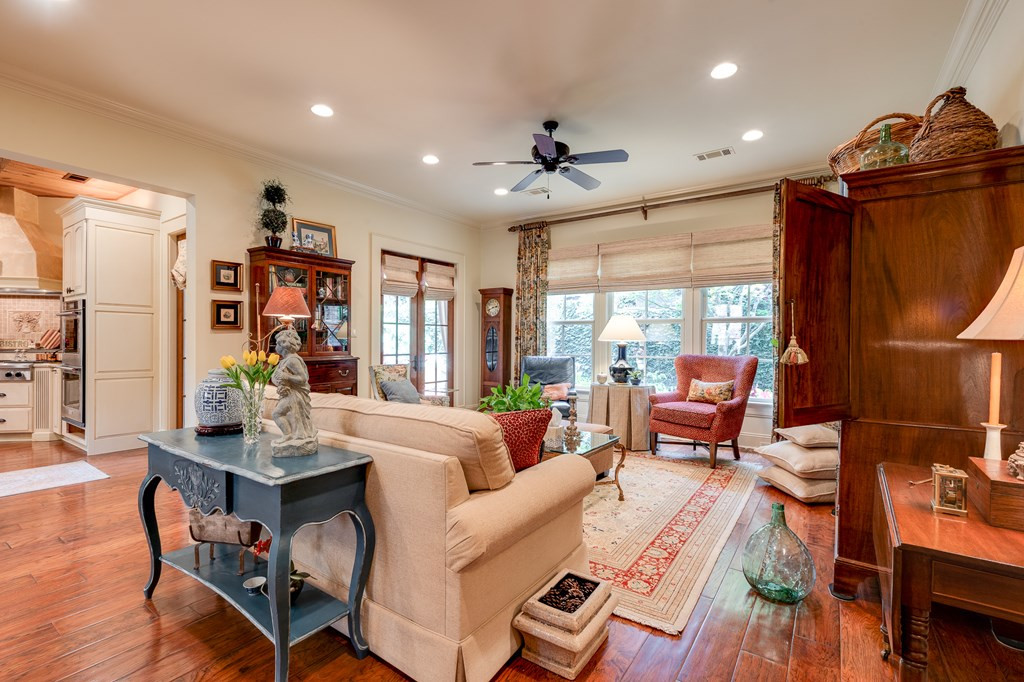 109 Grove Place Summit, MS 39666 - Photo 8 of 48 Photo 8