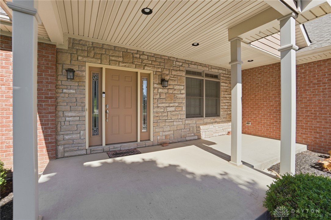 1952 Barnhart Road Troy, OH 45373 - Photo 6 of 83