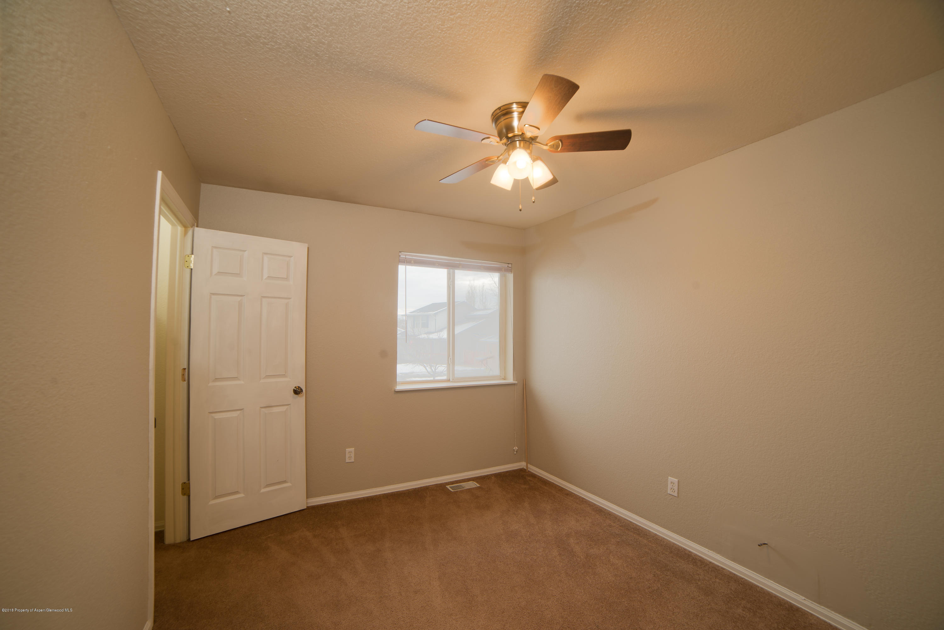 245 Creek Court Rifle, CO 81650 - Photo 9 of 15 20180109-0113-Edit