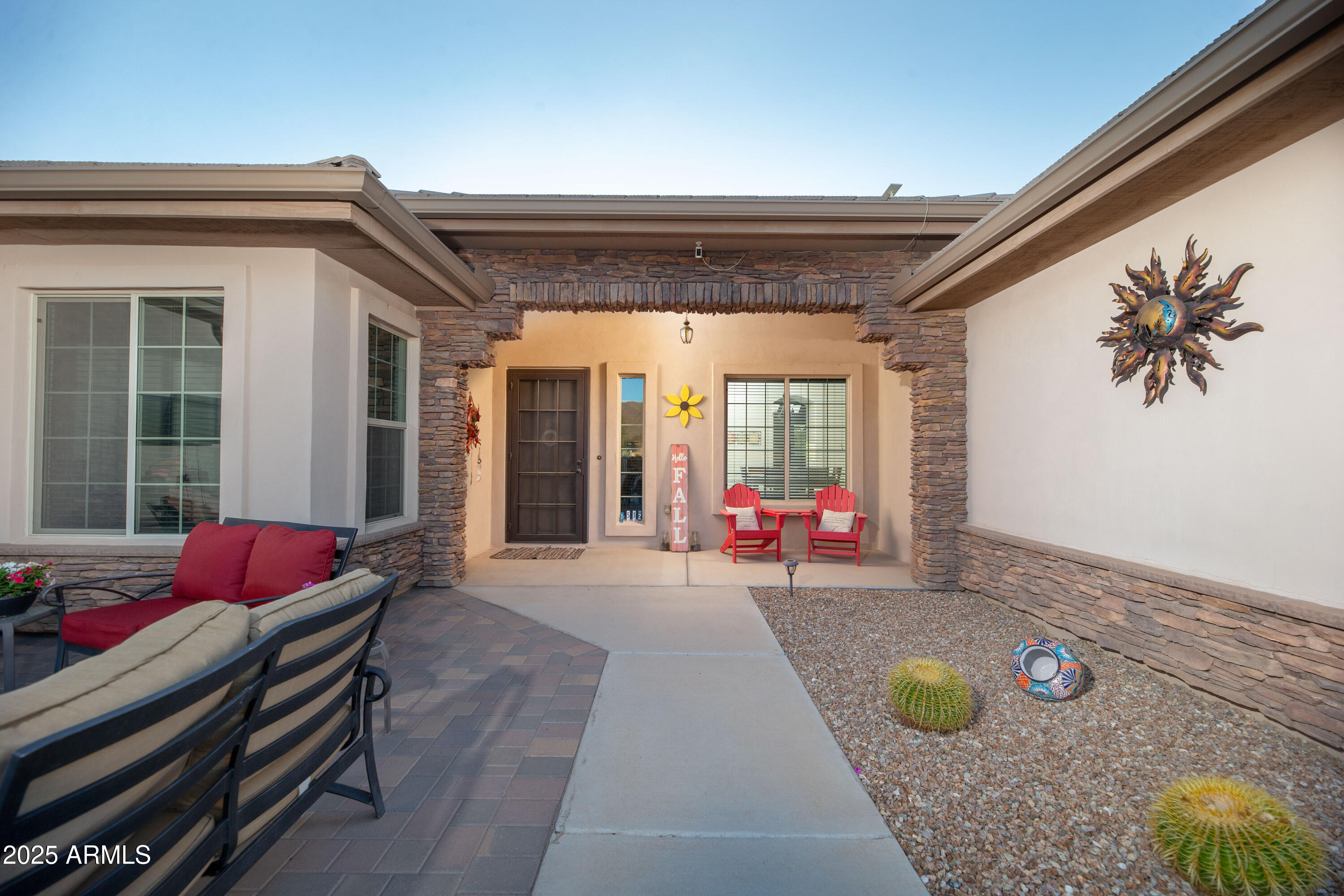 1532 North Roadrunner Road Apache Junction, AZ 85119 - Photo 49 of 54 a view of a chairs and table in a patio