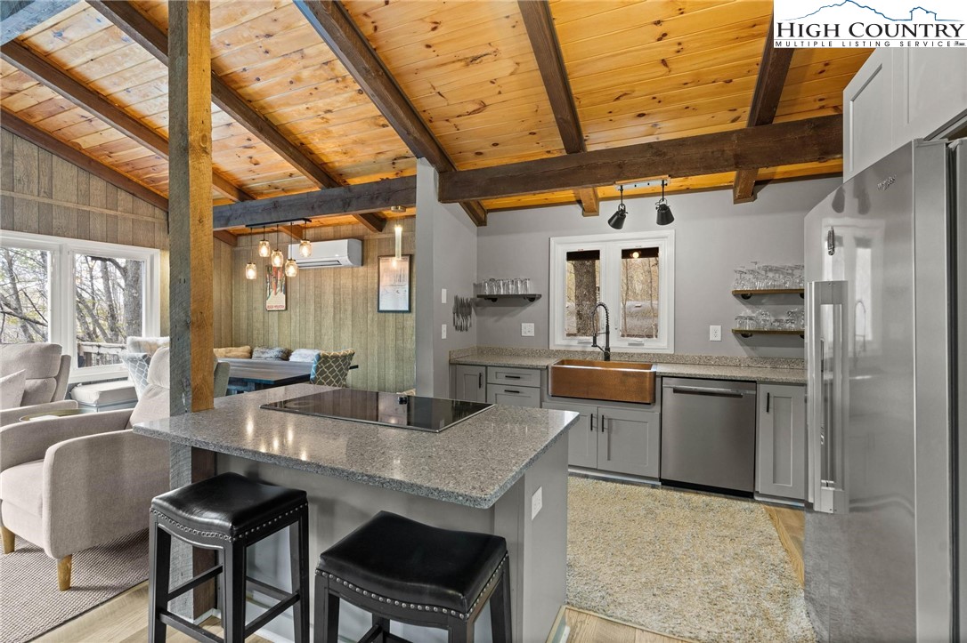 114 Shagbark Road Beech Mountain, NC 28604 - Photo 10 of 35