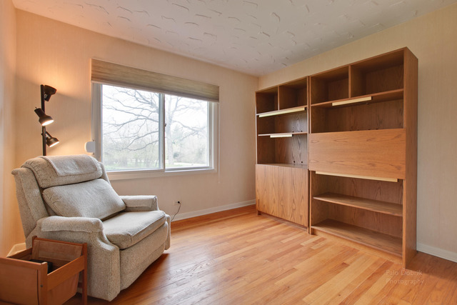 22 North Old Barrington Road Chicago, IL 60641 - Photo 12 of 25