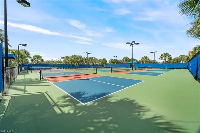 a view of a tennis court