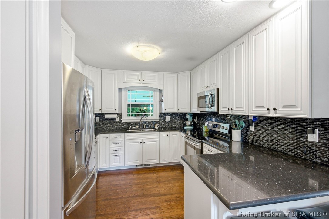 1603 Woodland Road New Albany, IN 47150 - Photo 15 of 52 Gallery Image 15