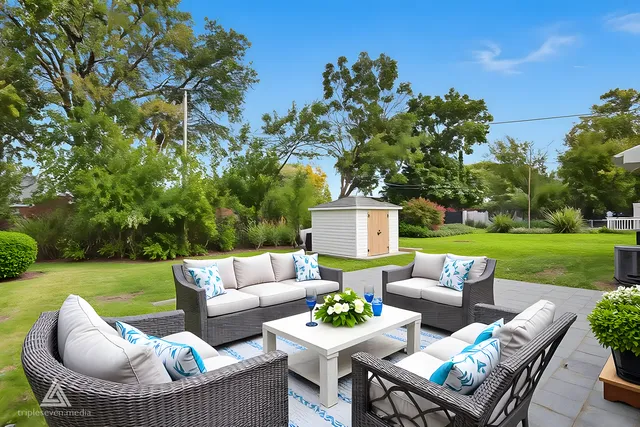 $324,900 | 16901 School Street, South Holland, IL 60473