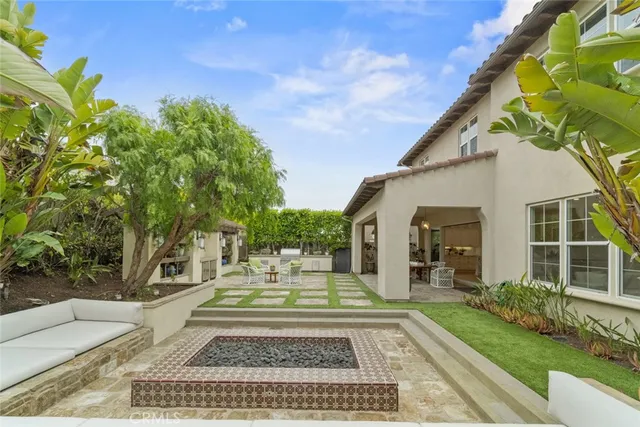 $3,860,000 | 208 Radial, Irvine, CA 92618