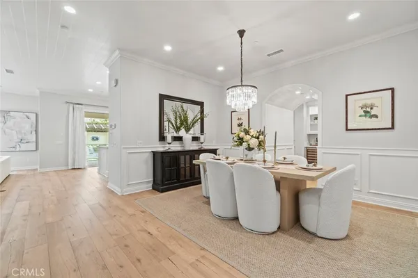 $3,856,000 | 208 Radial, Irvine, CA 92618