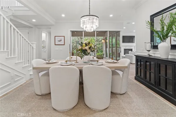 $3,856,000 | 208 Radial, Irvine, CA 92618