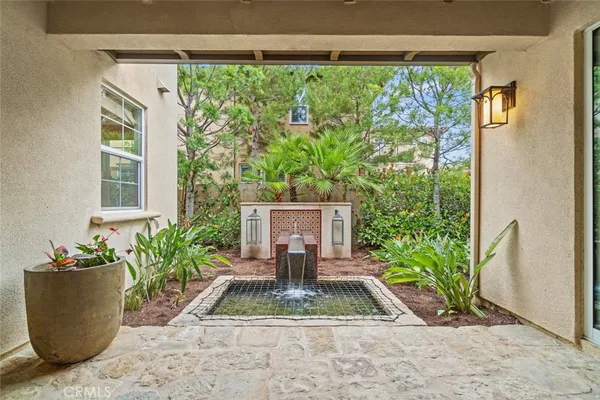 $3,856,000 | 208 Radial, Irvine, CA 92618