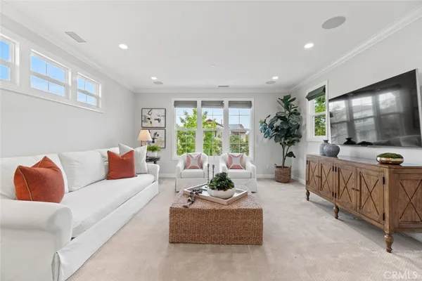 $3,856,000 | 208 Radial, Irvine, CA 92618