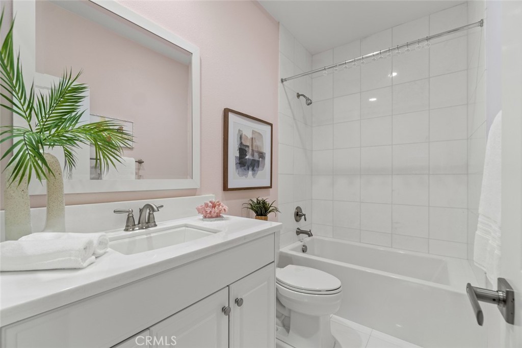 208 Radial Irvine, CA 92618 - Photo 40 of 57