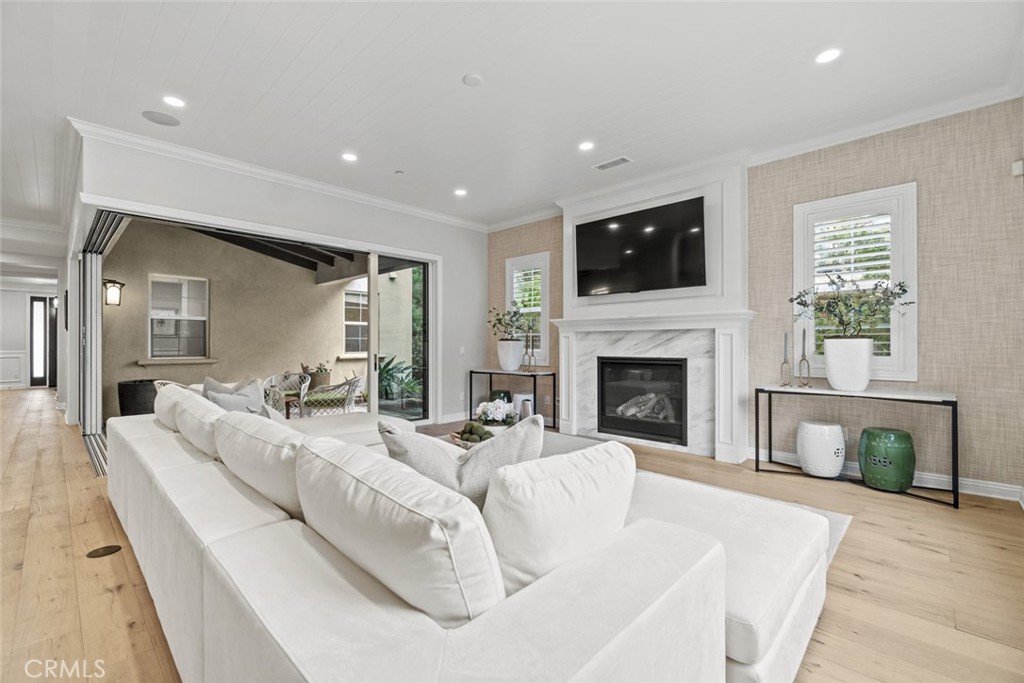 208 Radial Irvine, CA 92618 - Photo 6 of 57