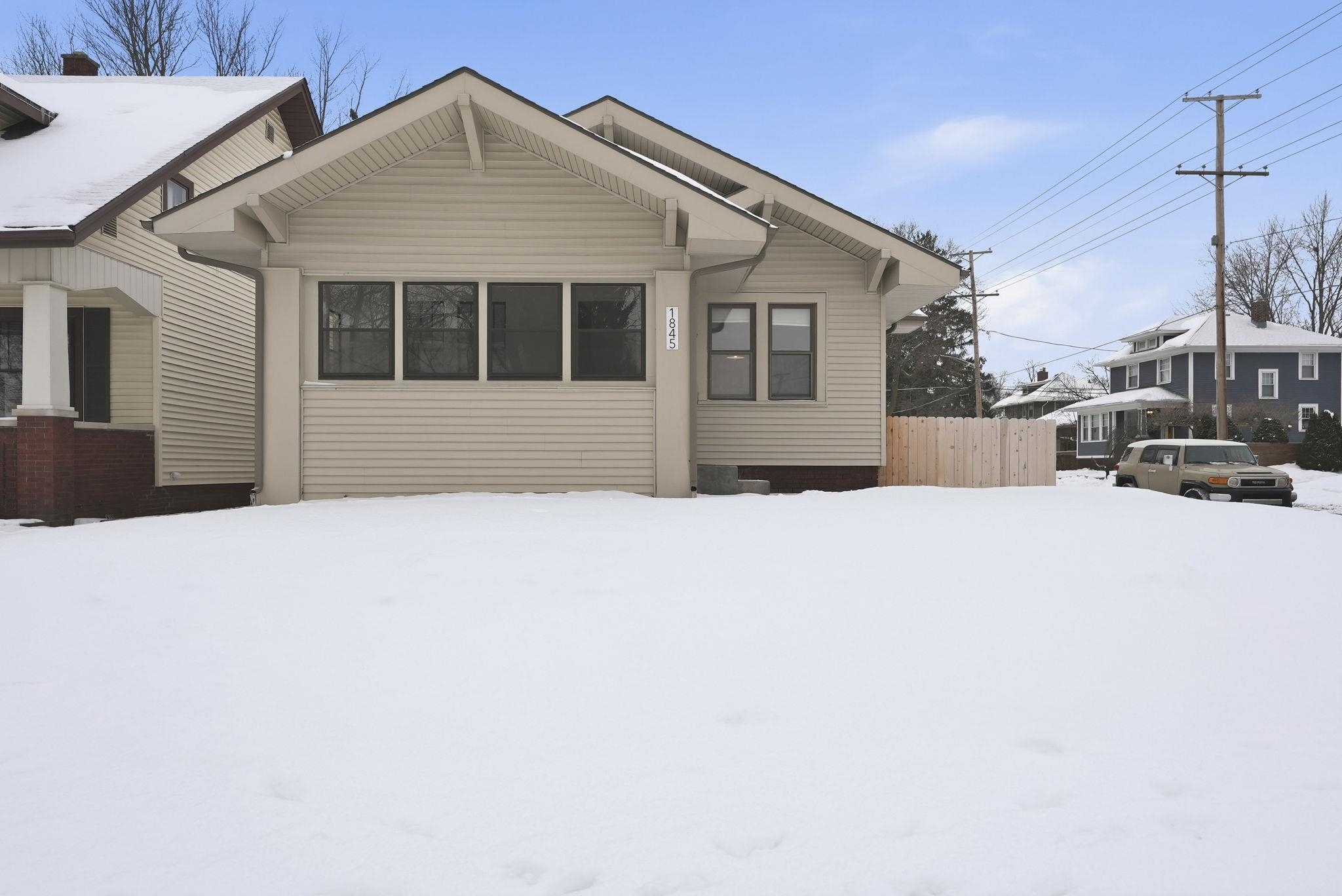 1845 Alabama Avenue Fort Wayne, IN 46805 - Photo 2 of 31