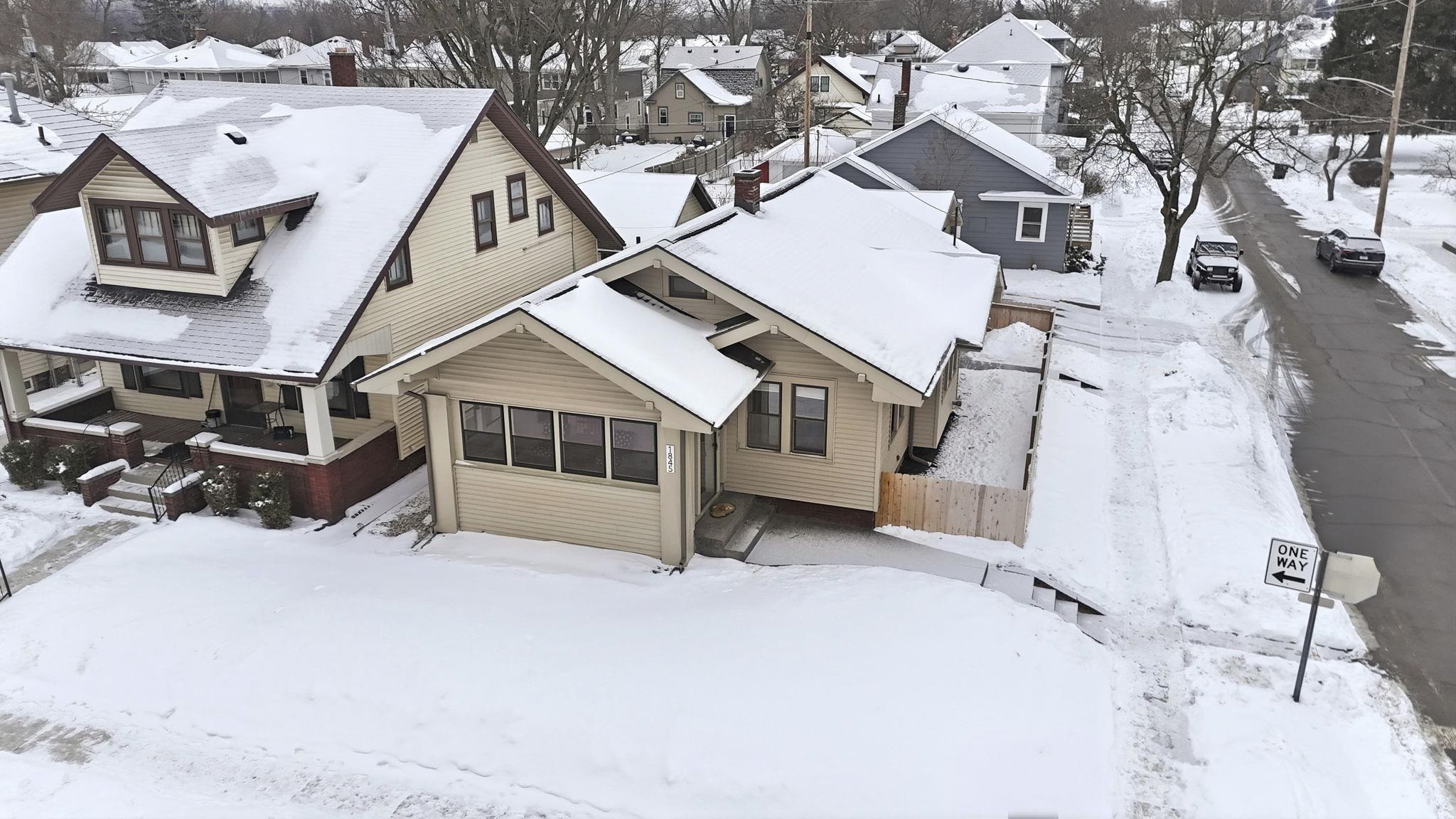 1845 Alabama Avenue Fort Wayne, IN 46805 - Photo 5 of 31