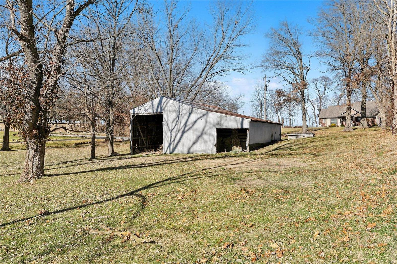 8718 Oak Hill School Road Lebanon, IL 62254 - Photo 42 of 49 Gallery Image 42