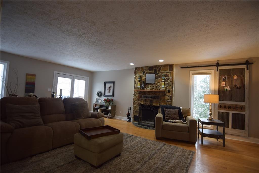 8190 Lantern Road Indianapolis, IN 46256 - Photo 9 of 22 Gallery Image 9