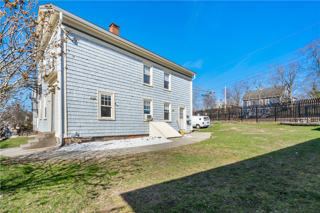 134 Duke Street East Greenwich, RI 02818 - Photo 11 of 20