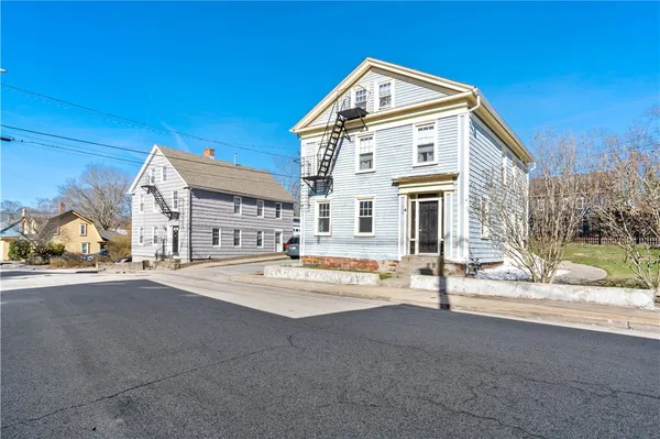 $1,650,000 | 134 Duke Street, East Greenwich, RI 02818