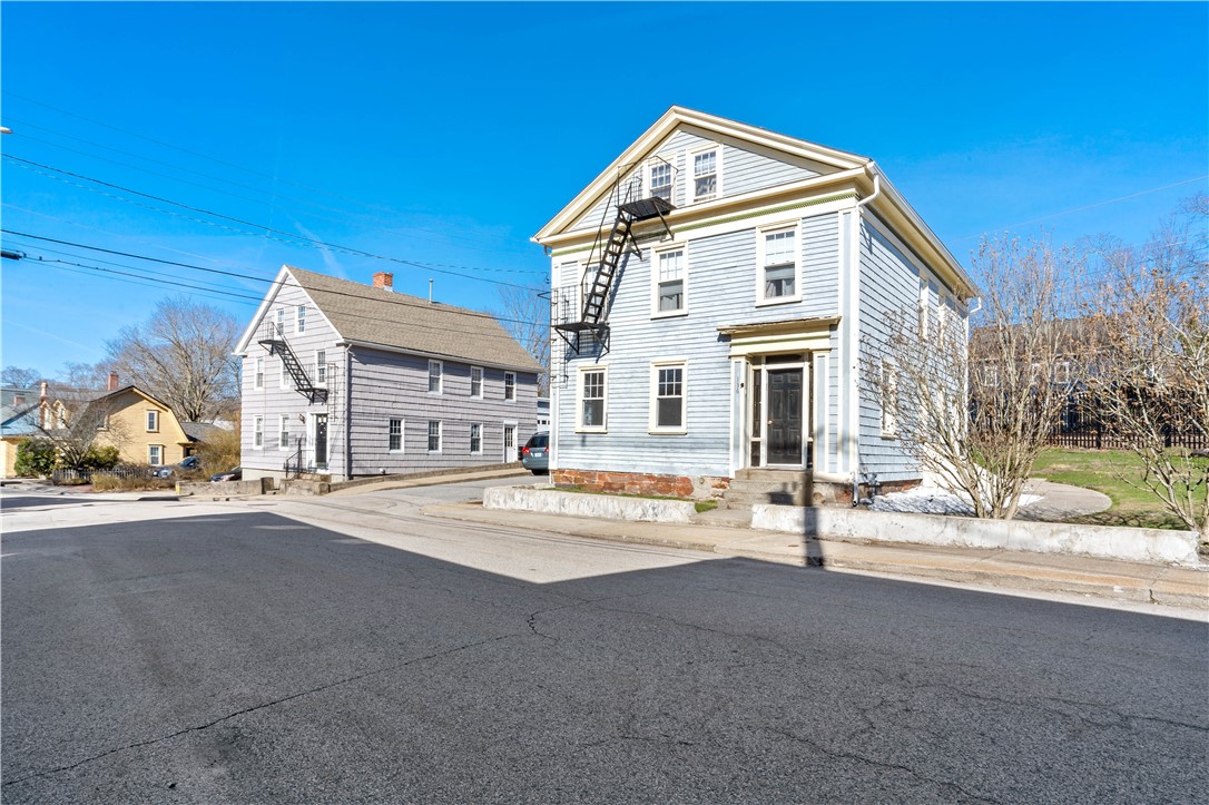 134 Duke Street East Greenwich, RI 02818 - Photo 14 of 20