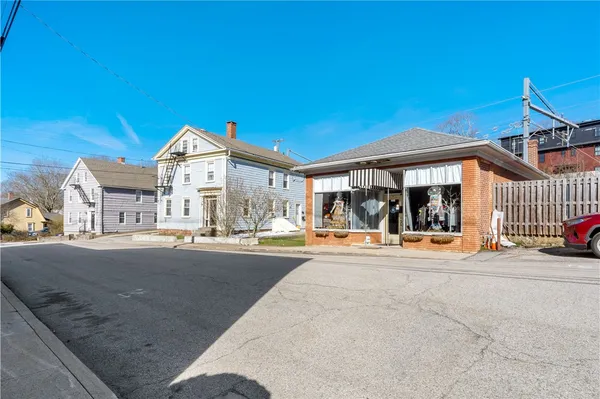 $1,650,000 | 134 Duke Street, East Greenwich, RI 02818