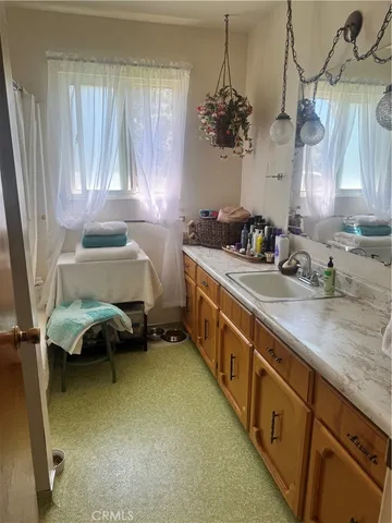 $380,000 | 2955 Robin Lane, Clearlake, CA 95422