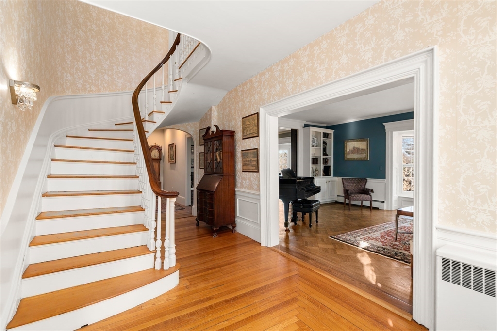 8 Washington Street Sherborn, MA 01770 - Photo 18 of 42